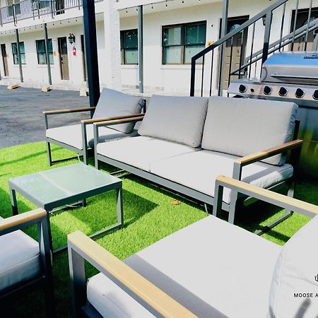 The Moose #3 - Modern Luxe Studio With Free Gated Parking & Wifi Мемфис Экстерьер фото